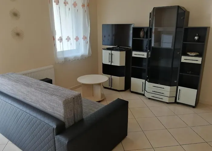 Aranyhomok Apartament *